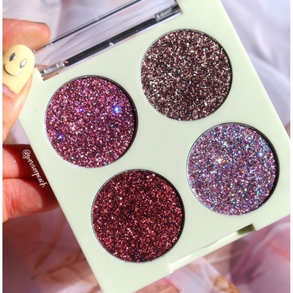 2/$20! Pixi Glittery Eye Quad - Rose Bronze - Picture 10 of 12